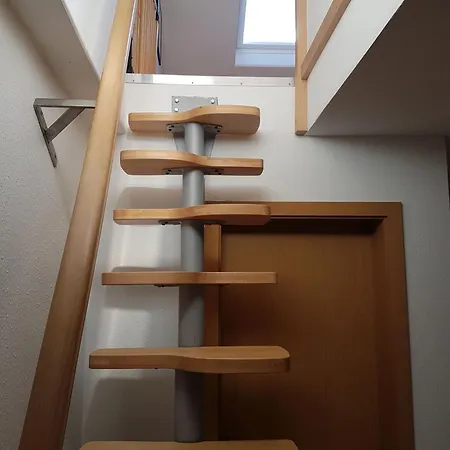 アパート Schoene Frei In Bei Stuttgart